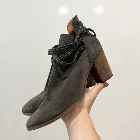 Frye Naomi Pickstitch Suede Gray Women’s Shootie Ankle Boots Booties - Picture 2 of 11